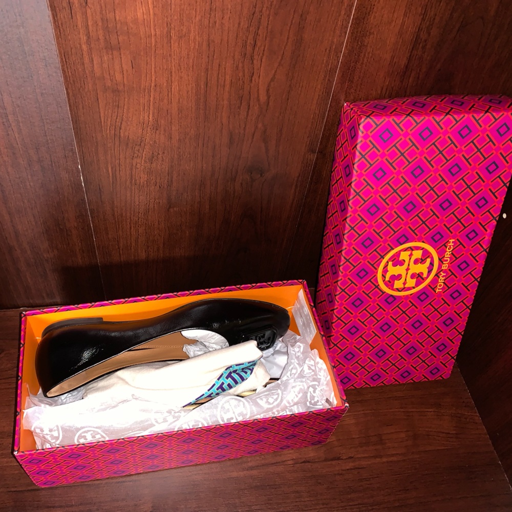 Tory Burch flats